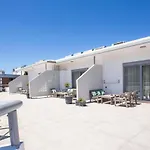 شقة Oleana Center